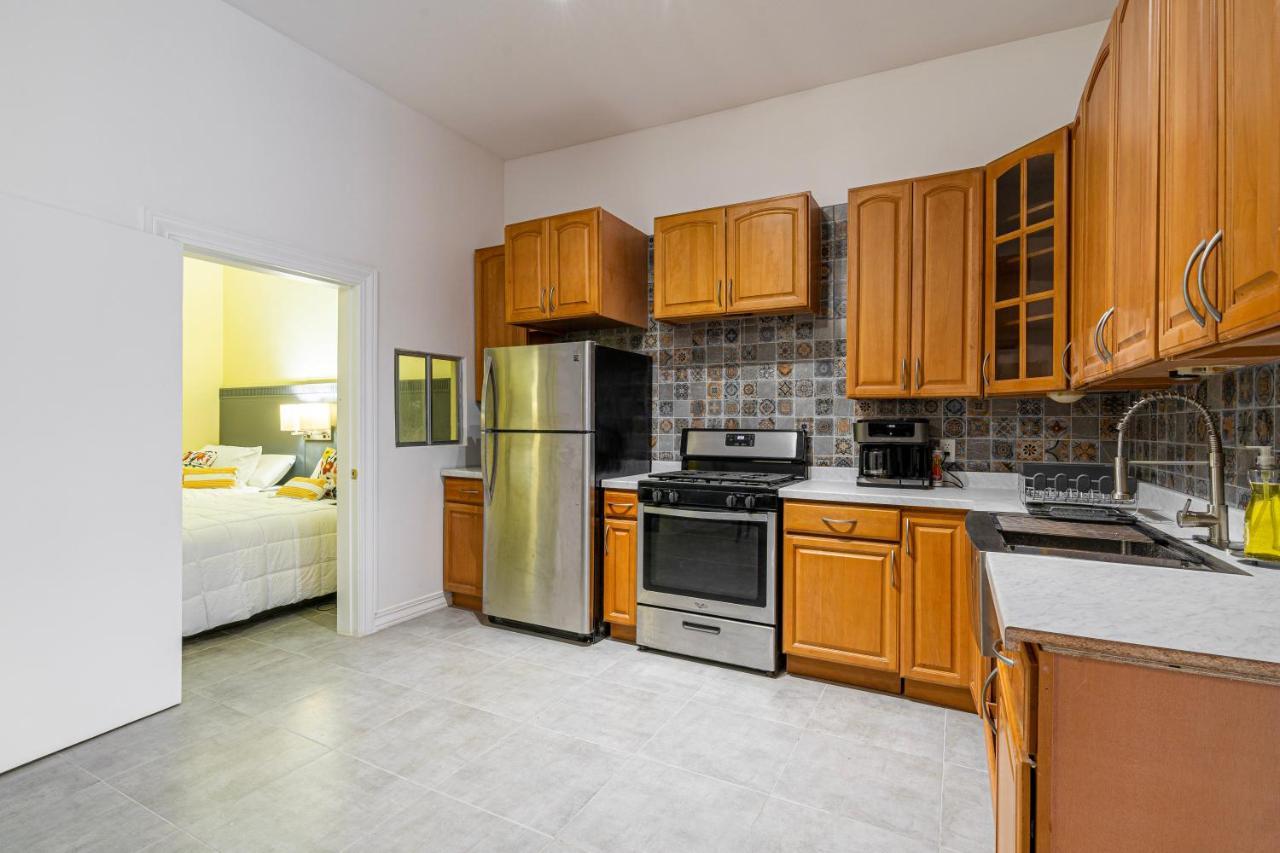 2 Br/ 1 Ba Home, Sleeps 10, 1 Min Walk To Rosarito Beach Eksteriør billede