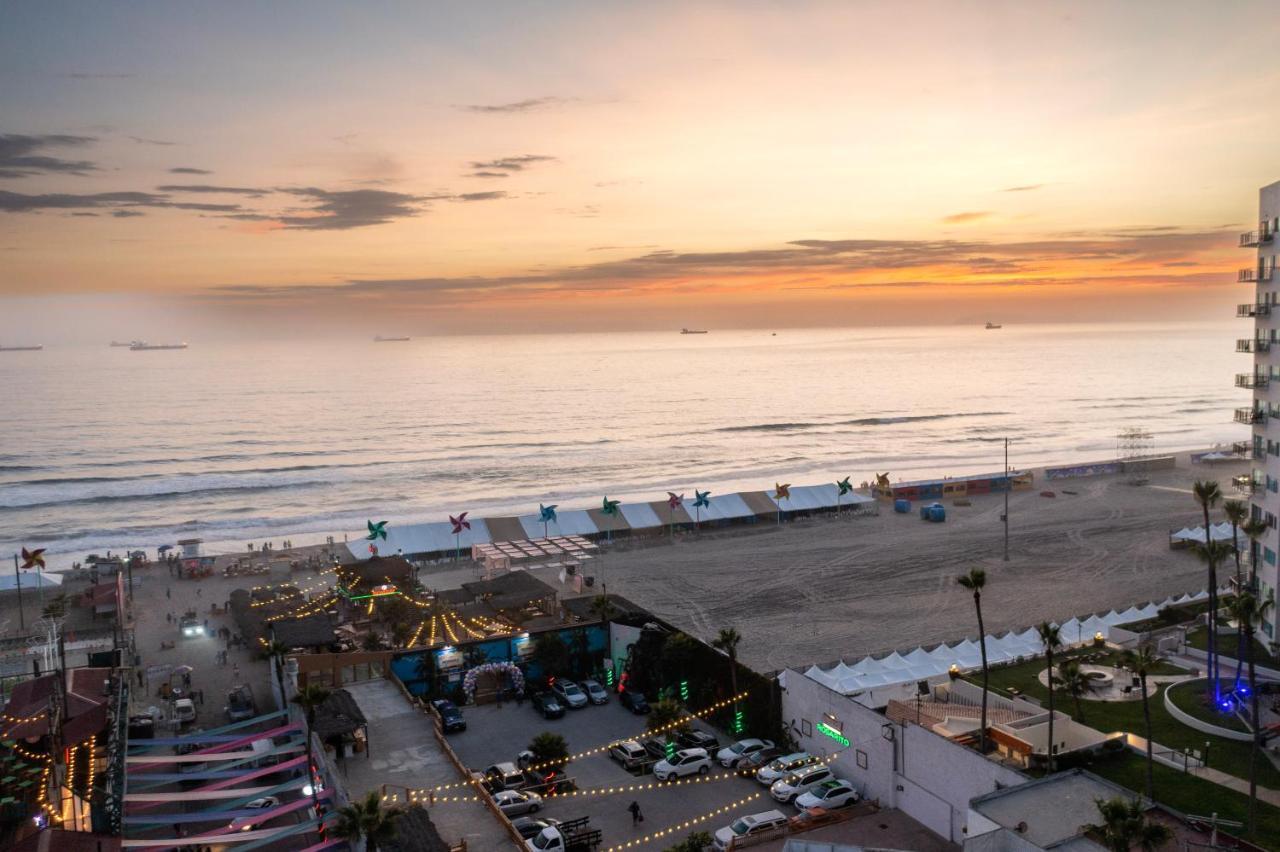 2 Br/ 1 Ba Home, Sleeps 10, 1 Min Walk To Rosarito Beach Eksteriør billede